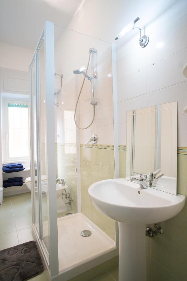 Neapolis Bay Apartment ปอร์ติชี ภายนอก รูปภาพ